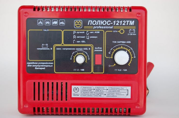Зарядное устройство ПОЛЮС 1212ТМ / 2-12 V/ 0.2...12 A